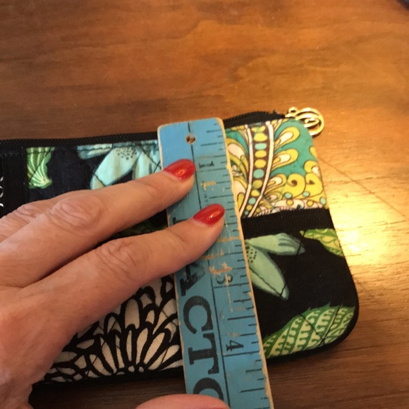 Authentic Vera Bradley Sunglasses/Credit cards & Money/Cosmetics Bag. - Picture 10 of 10